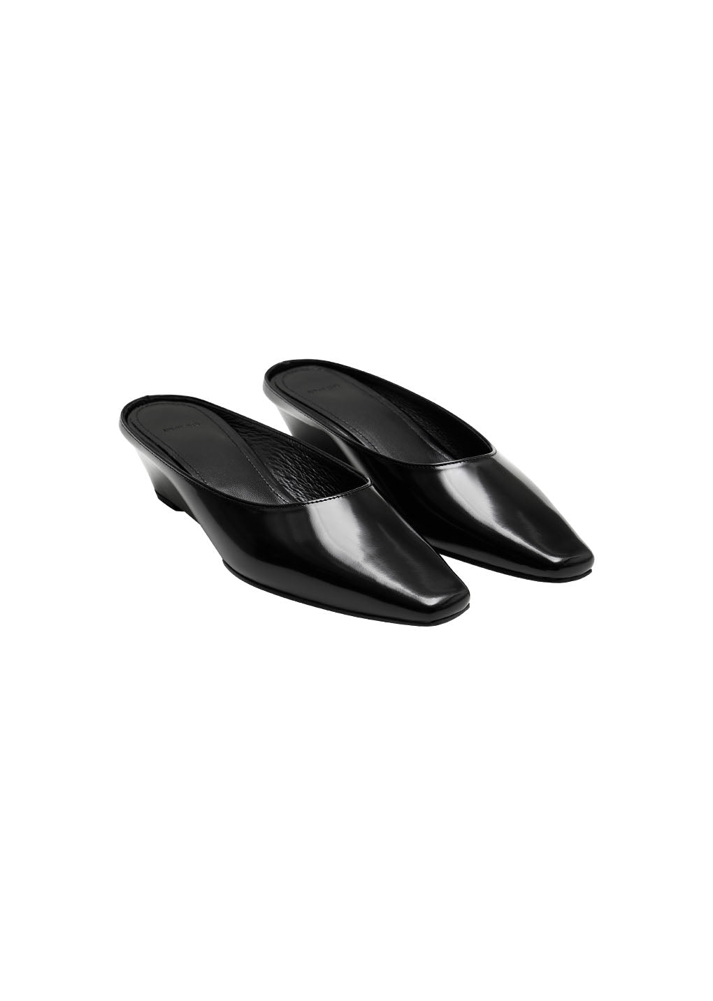 pointed toe heel, black