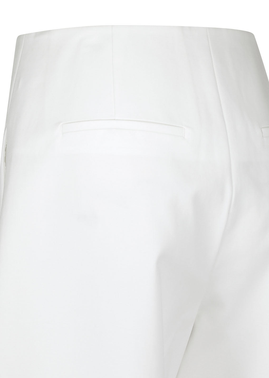 curved capri pants, white