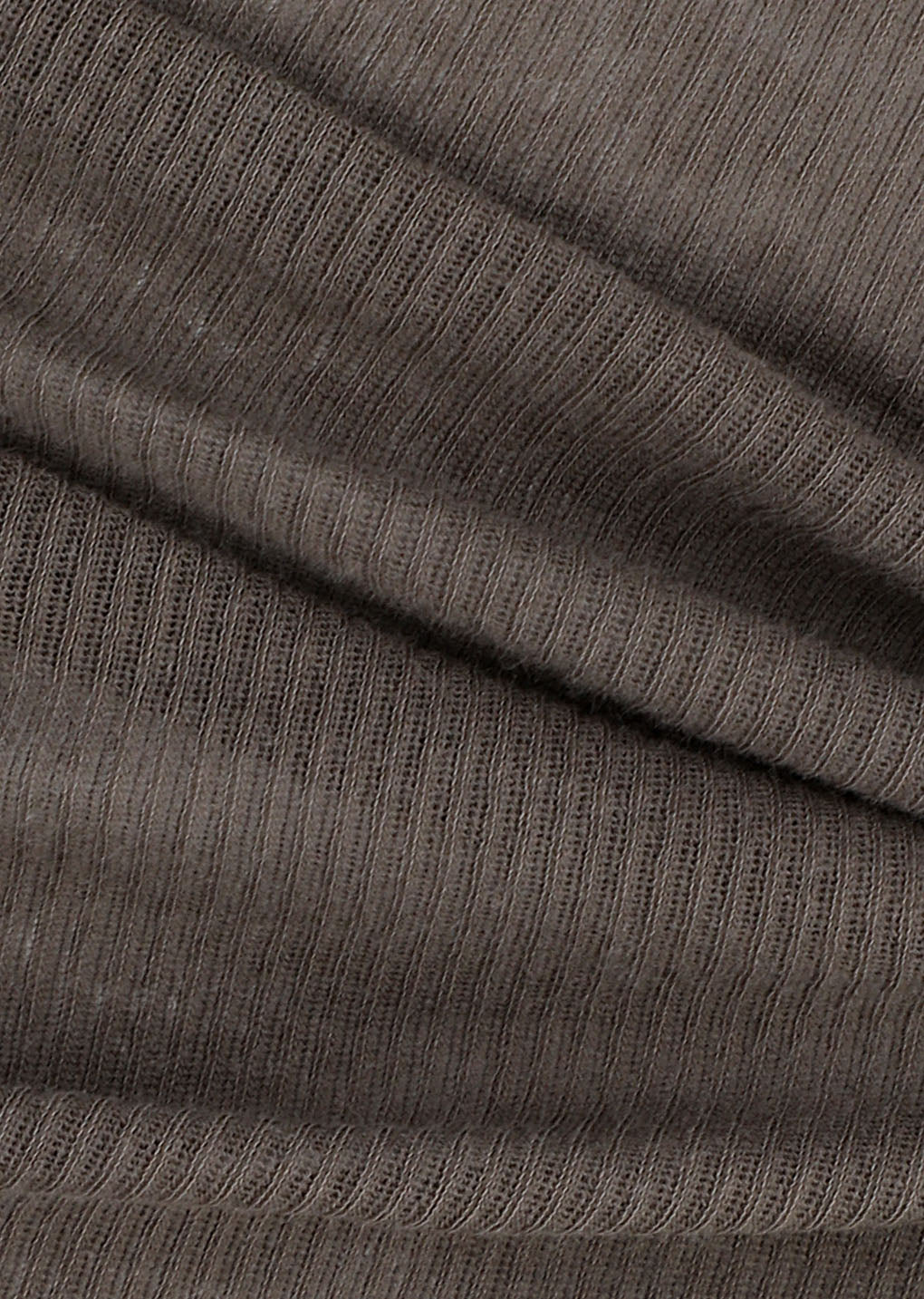 round t-shirt, brown