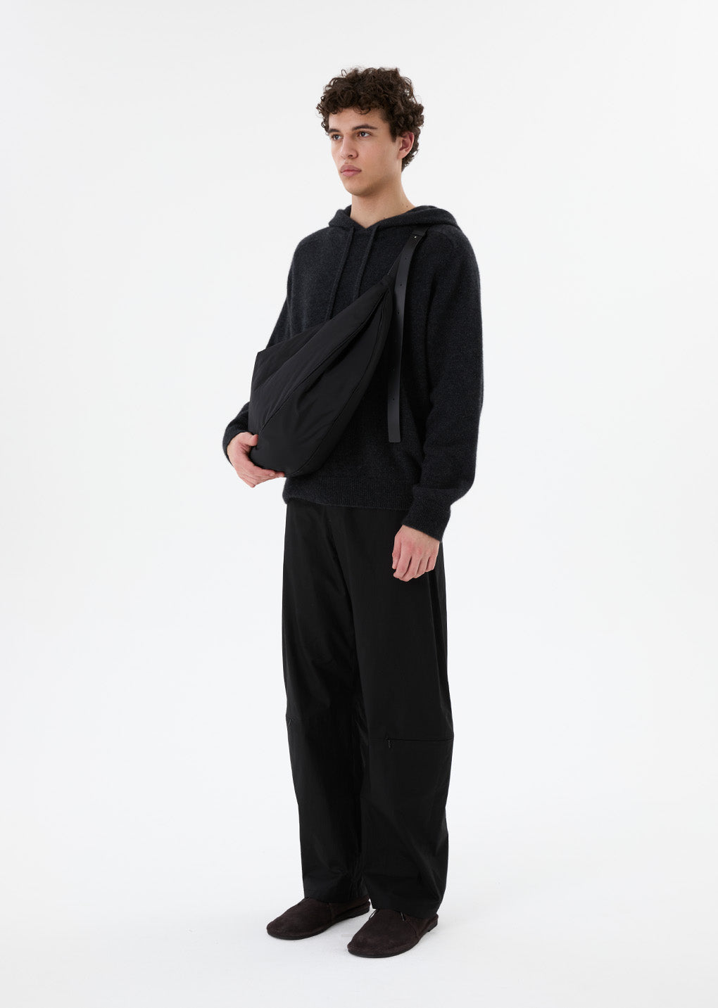curved zip banding pants, black