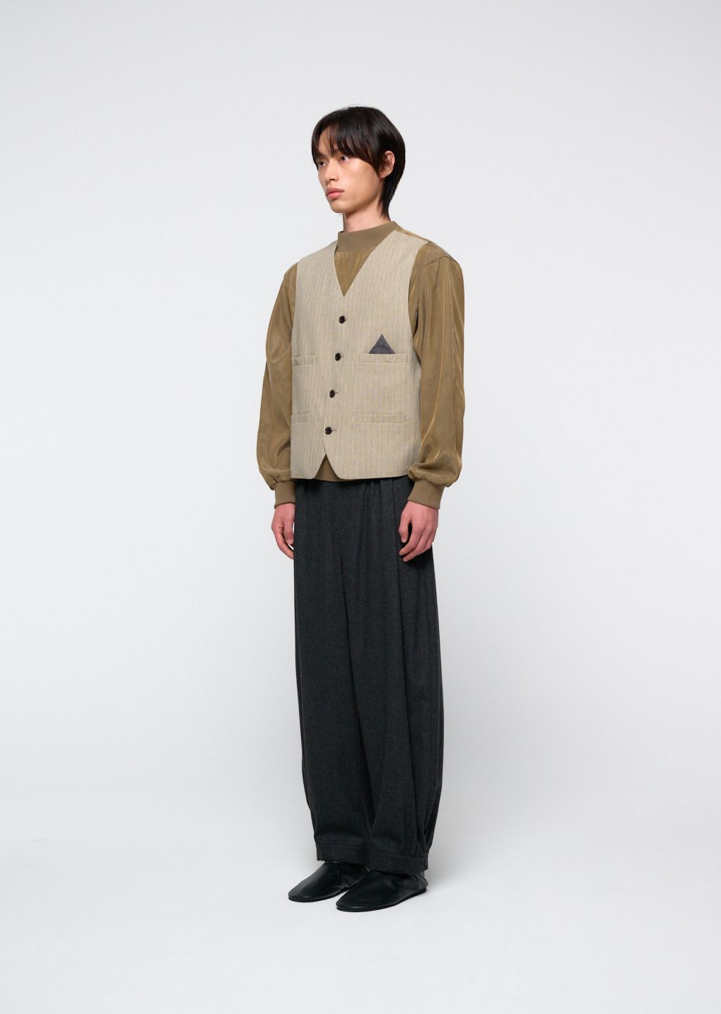 men's wool shirring pants, charcoal