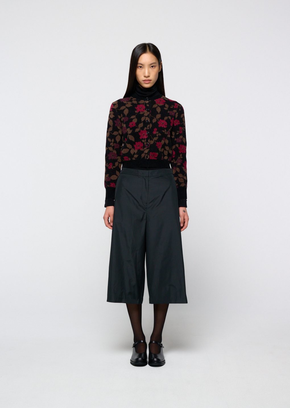 silk taffeta bermuda pants, black