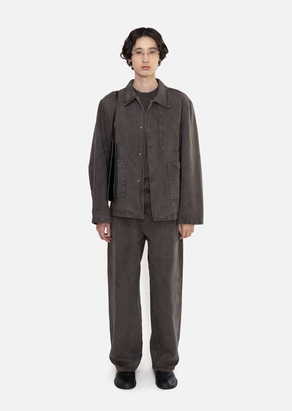men's garments dyed curved seam denim, brown