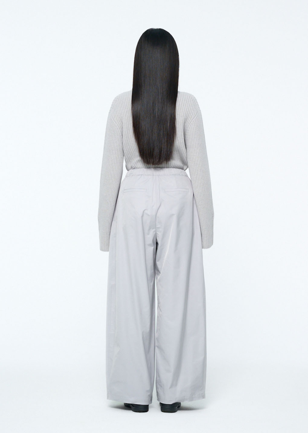 two tuck balloon pants, light grey