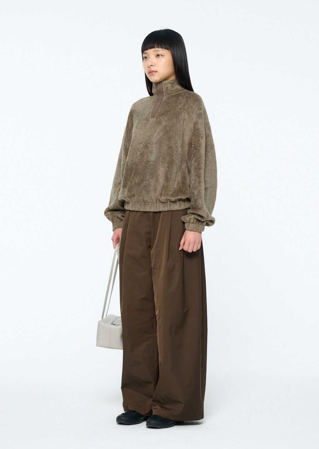 fluffy oversized half neck pullover, khaki