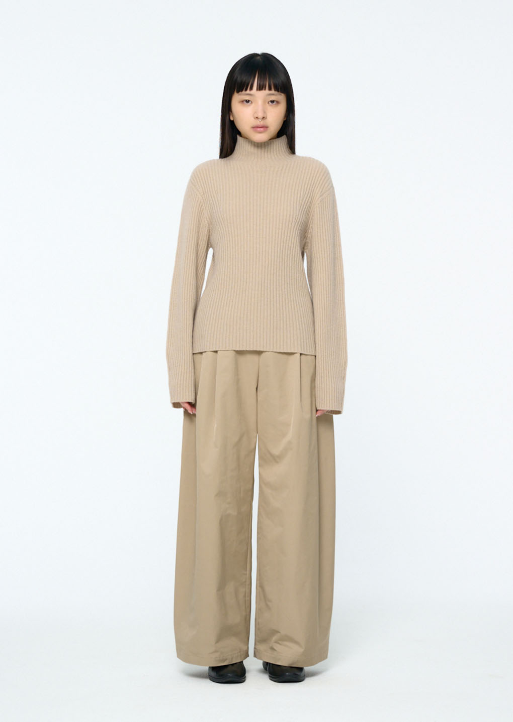 two tuck balloon pants, beige