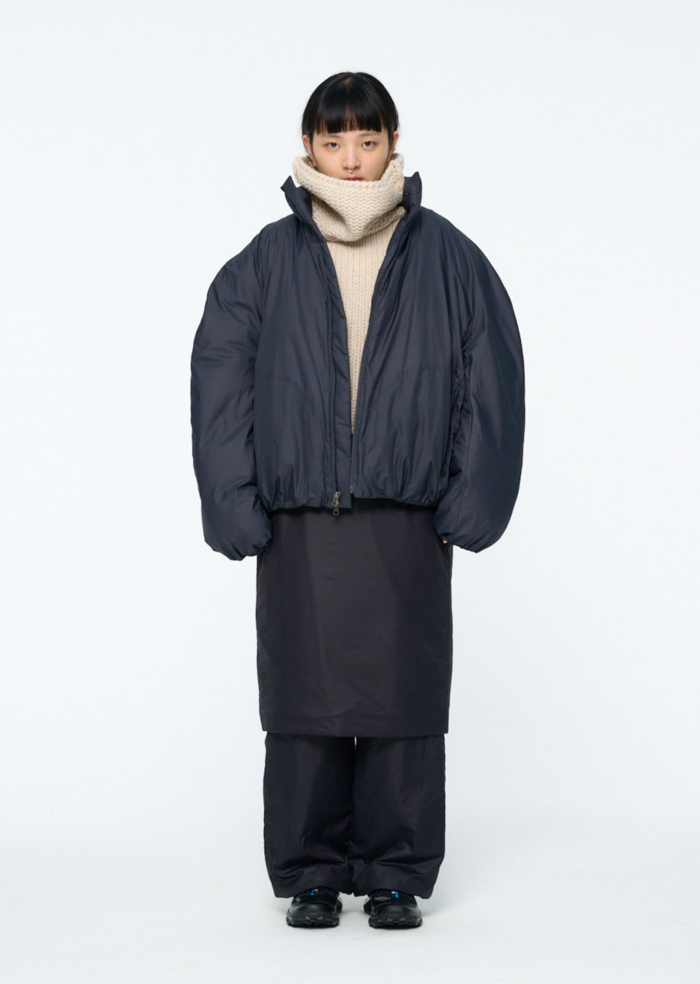 [PRE-ORDER] nylon reversible goose down puffer, charcoal