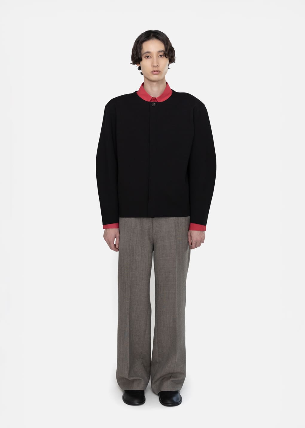 men's curved silhouette cardigan, black hover