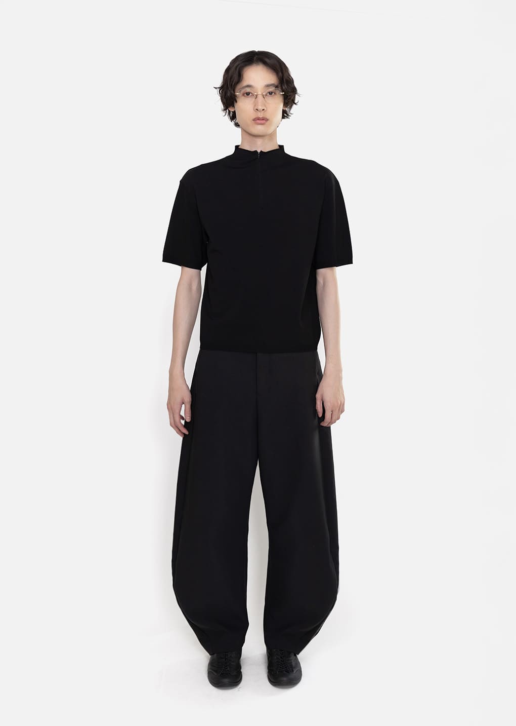 men's curved silhouette pants, black hover